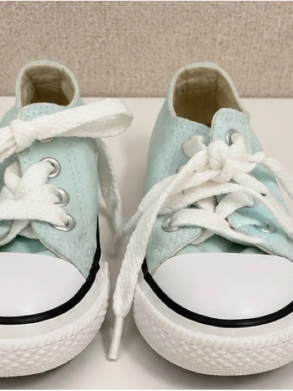 Converse classic low